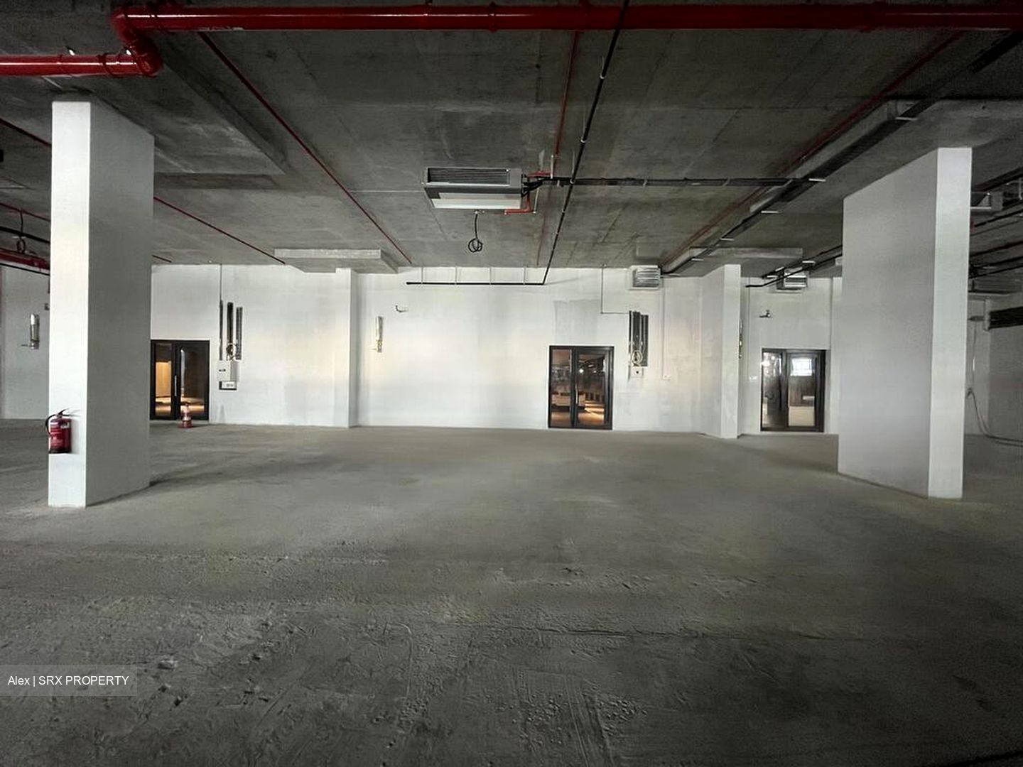 Middle City Building (D7), Retail #462678171